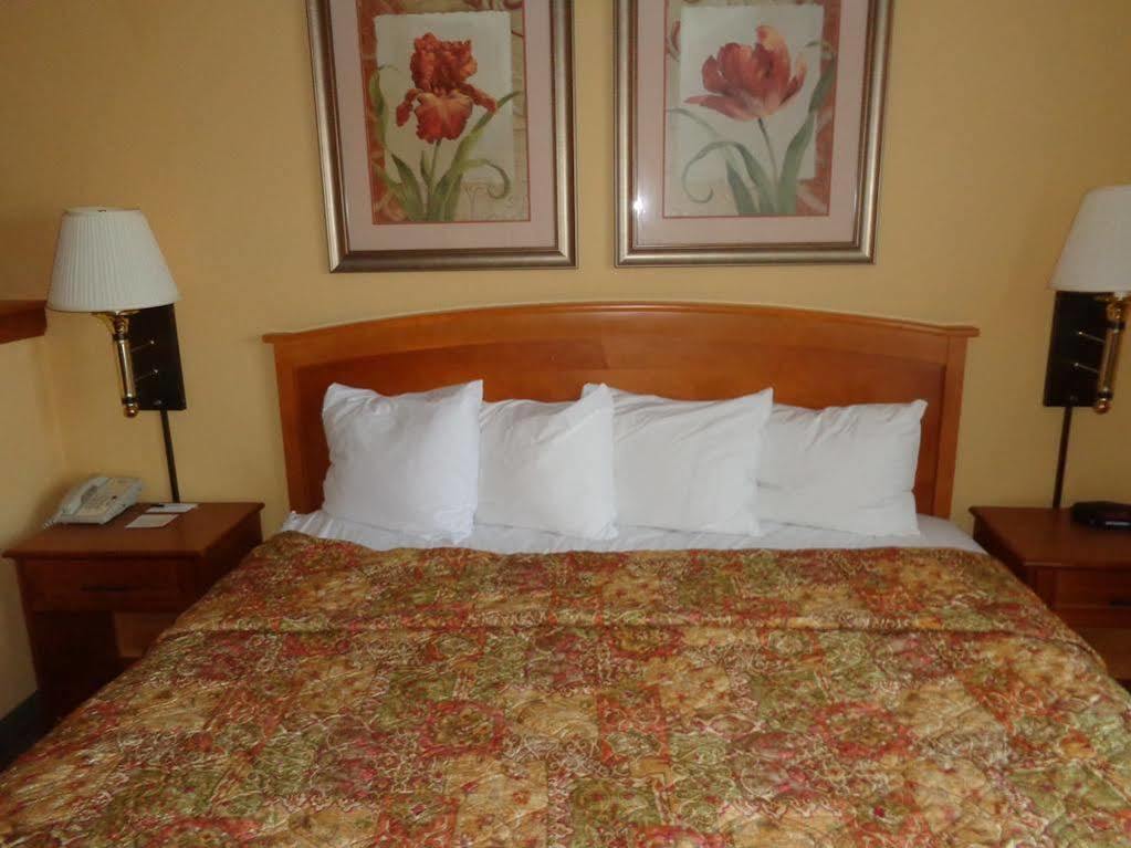 Country Inn & Suites By Radisson, Green Bay East, Wi Εξωτερικό φωτογραφία